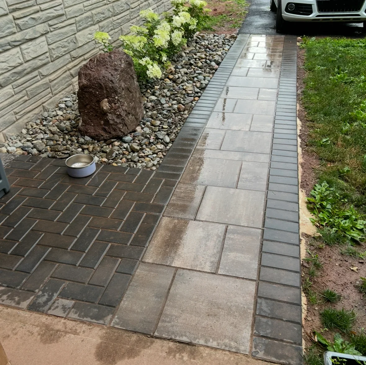 Mixed Material Patio and Landscape Design