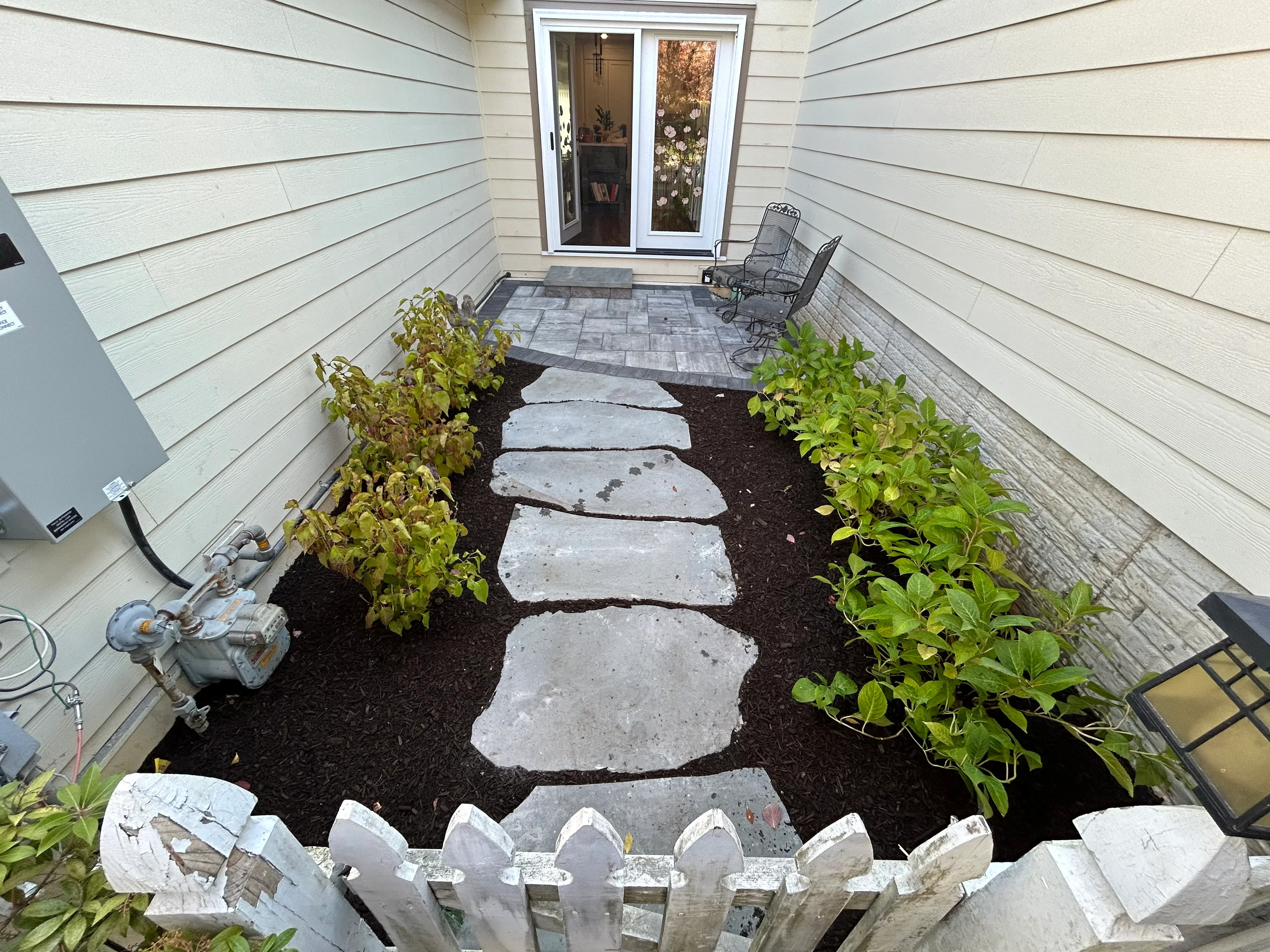 Patio Courtyard Landscape Design